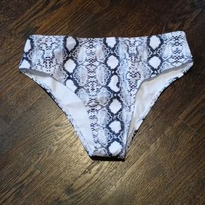 Black and white snake print bikini bottoms